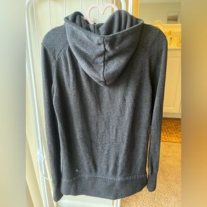 Lululemon Grey Knit Sweatshirt